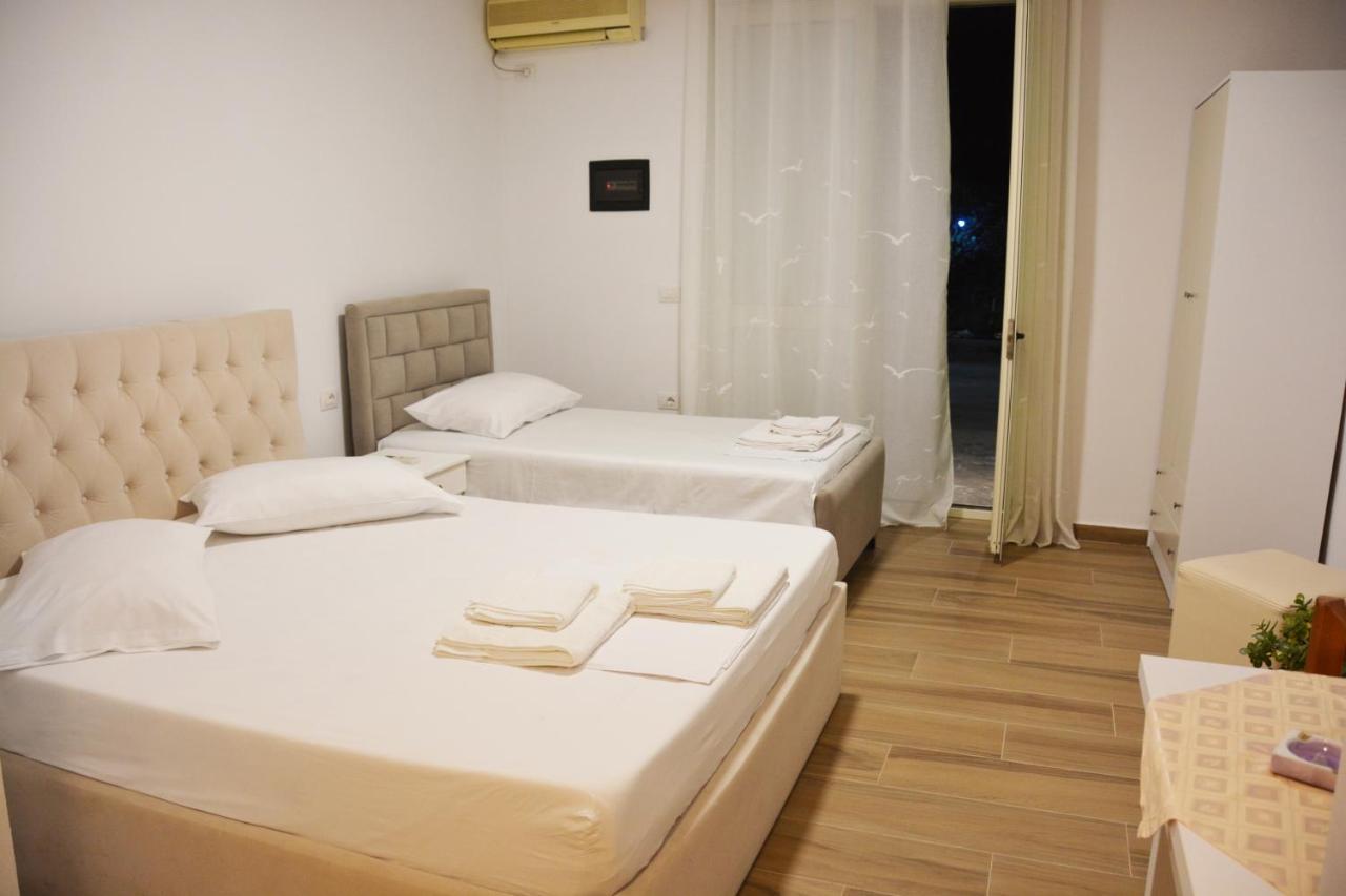 Mico'S Apartments Vlorë 外观 照片