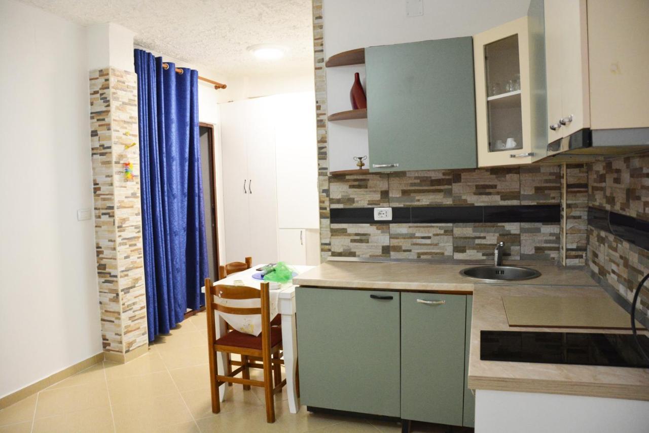 Mico'S Apartments Vlorë 外观 照片