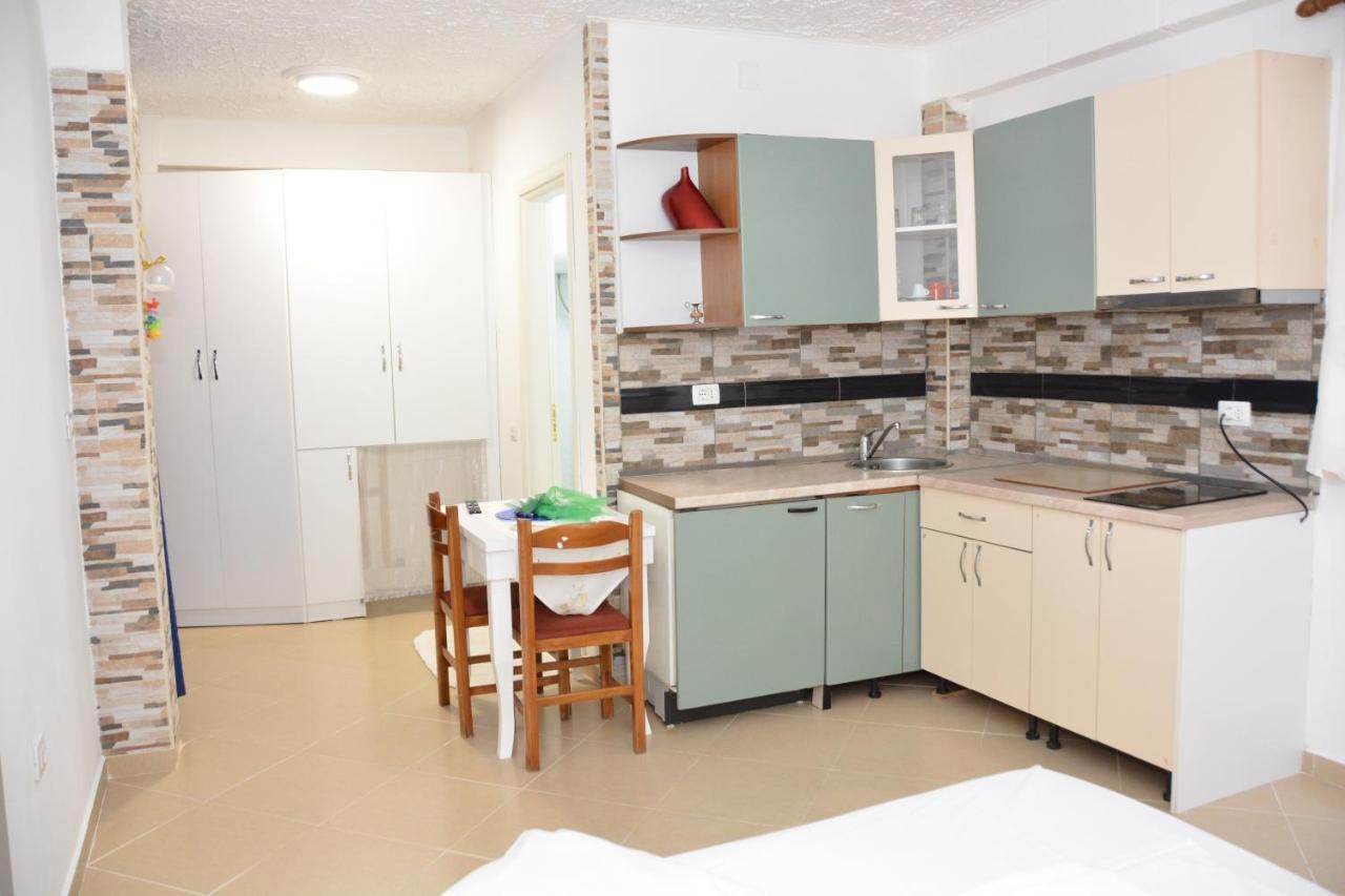 Mico'S Apartments Vlorë 外观 照片
