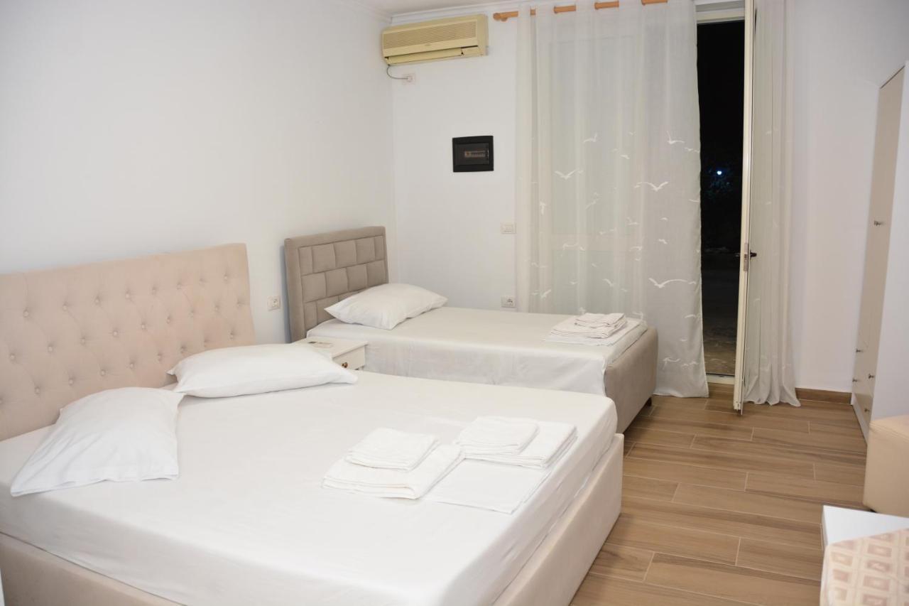 Mico'S Apartments Vlorë 外观 照片